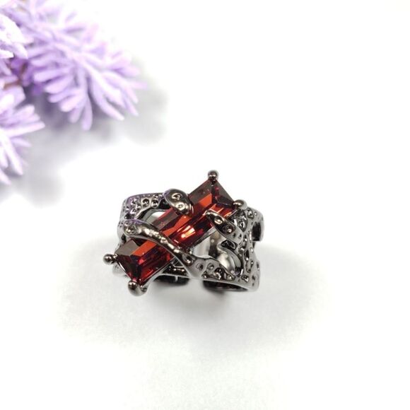 Brand New Top Fashion Titanium Red Stone Ring - Picture 2 of 7